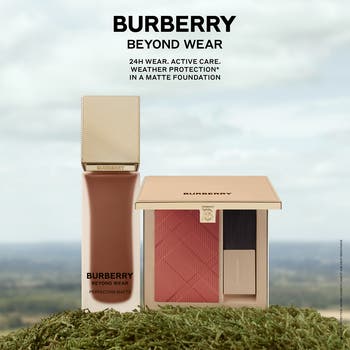 BURBERRY ブロッサムブラッシュNO9 チーク Burberry Powder Blush