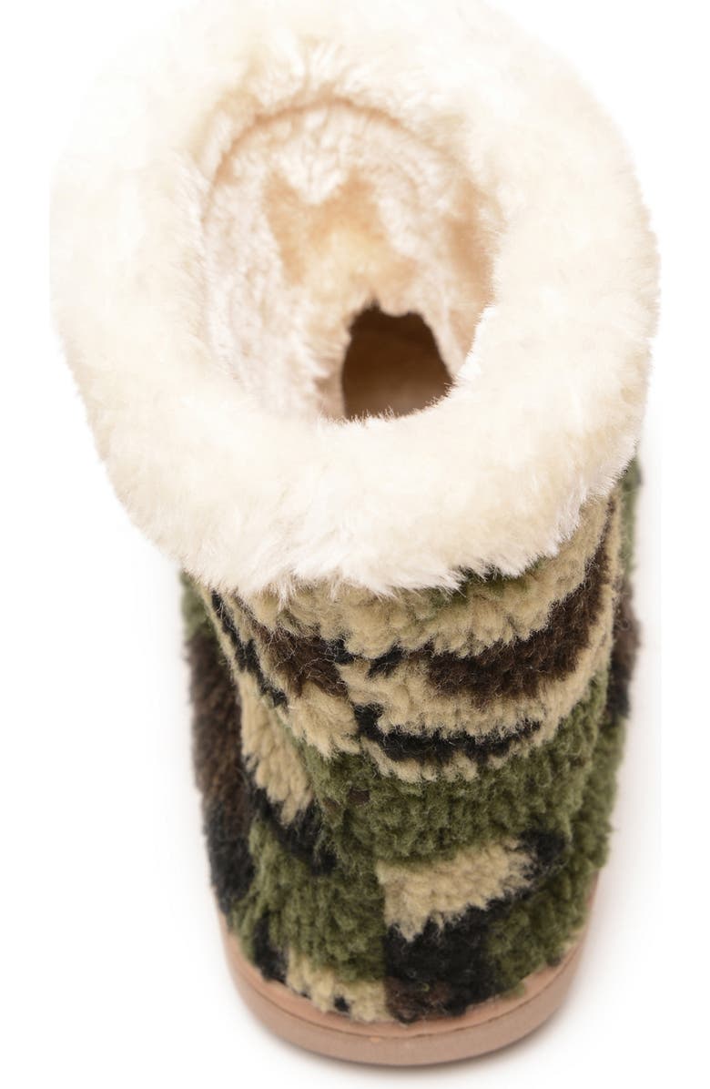 Minnetonka Betty Bootie, Alternate, color, Green Camo Print