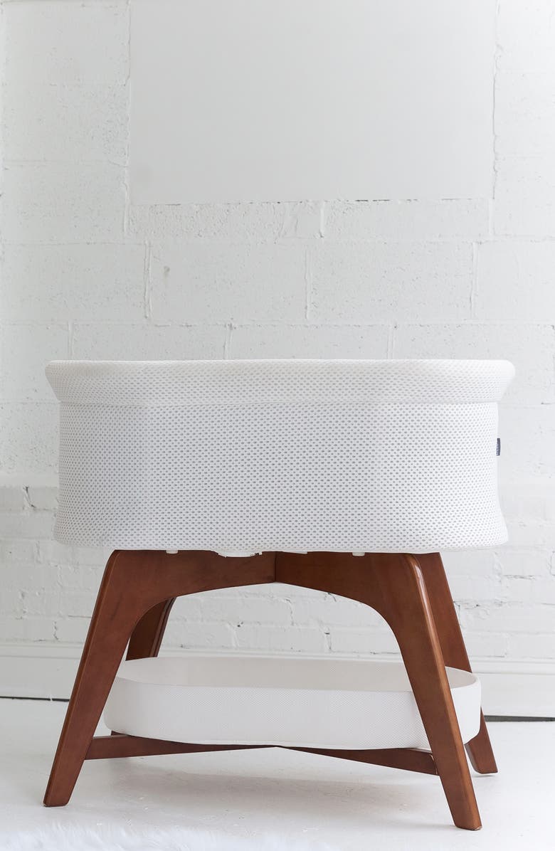 Little Partners TrüBliss<sup>™</sup> Evi Smart Bassinet, Alternate, color, White