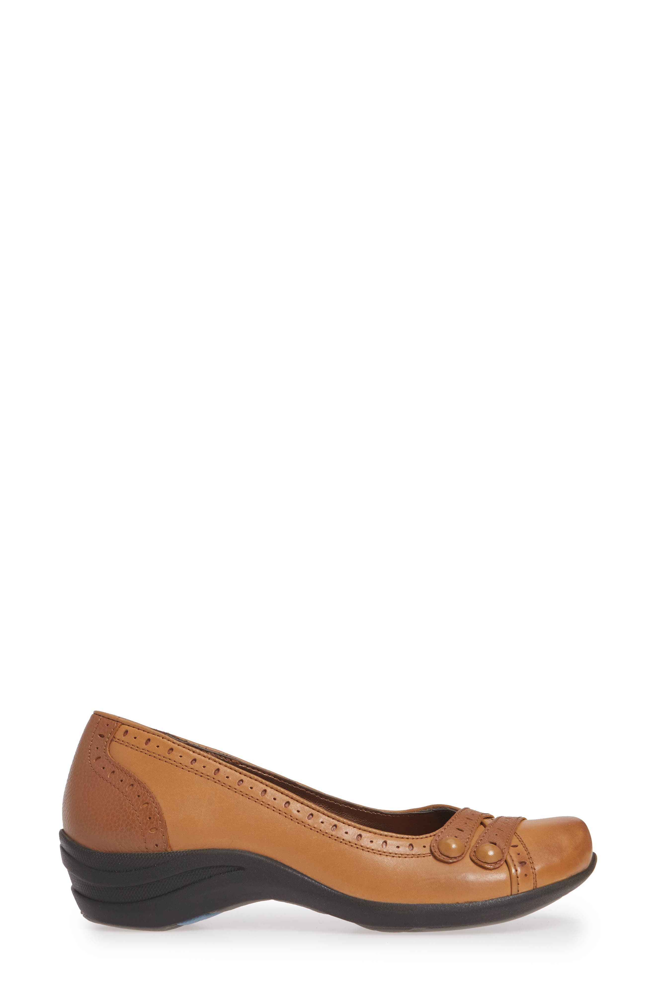 Hush Puppies Burlesque Flat, Alternate, color, TAN LEATHER