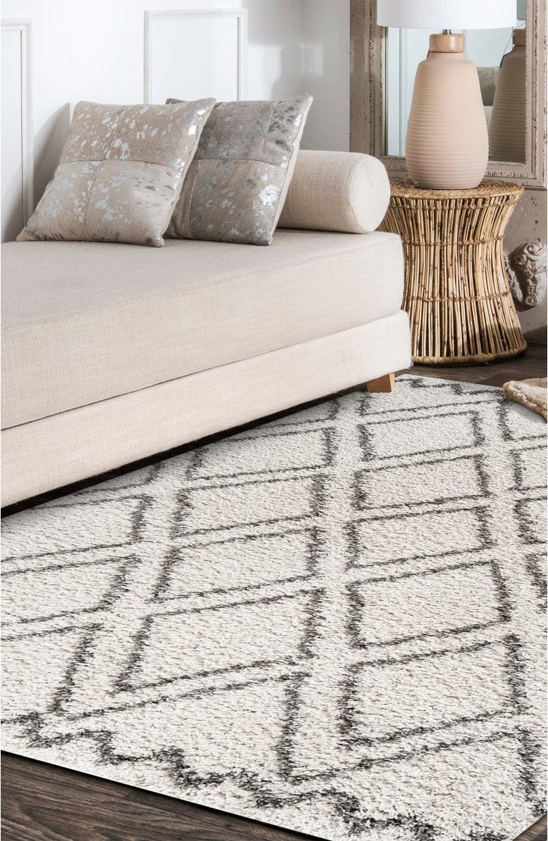 JONATHAN Y Soller Diamond Trellis Shag Area Rug, Alternate, color, Beige/Dark Gray
