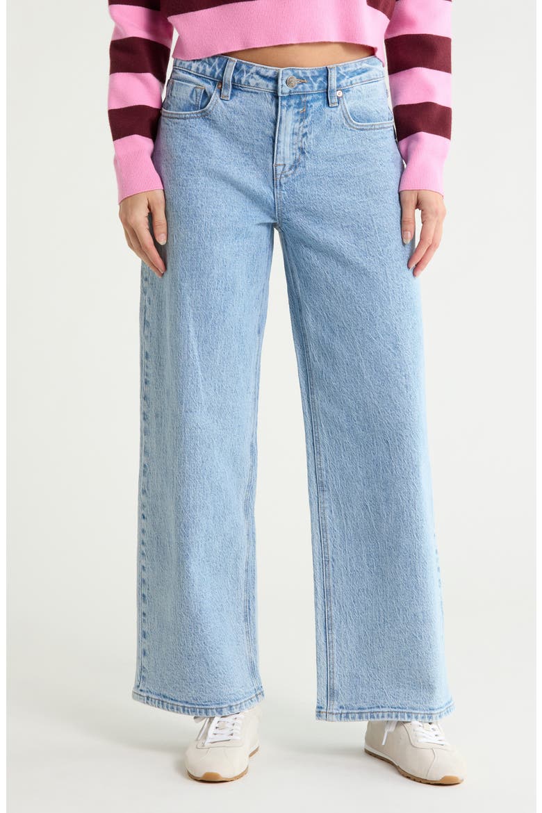 Slung Low Rise Wide Leg Jeans, Main, color, LIGHT WASH