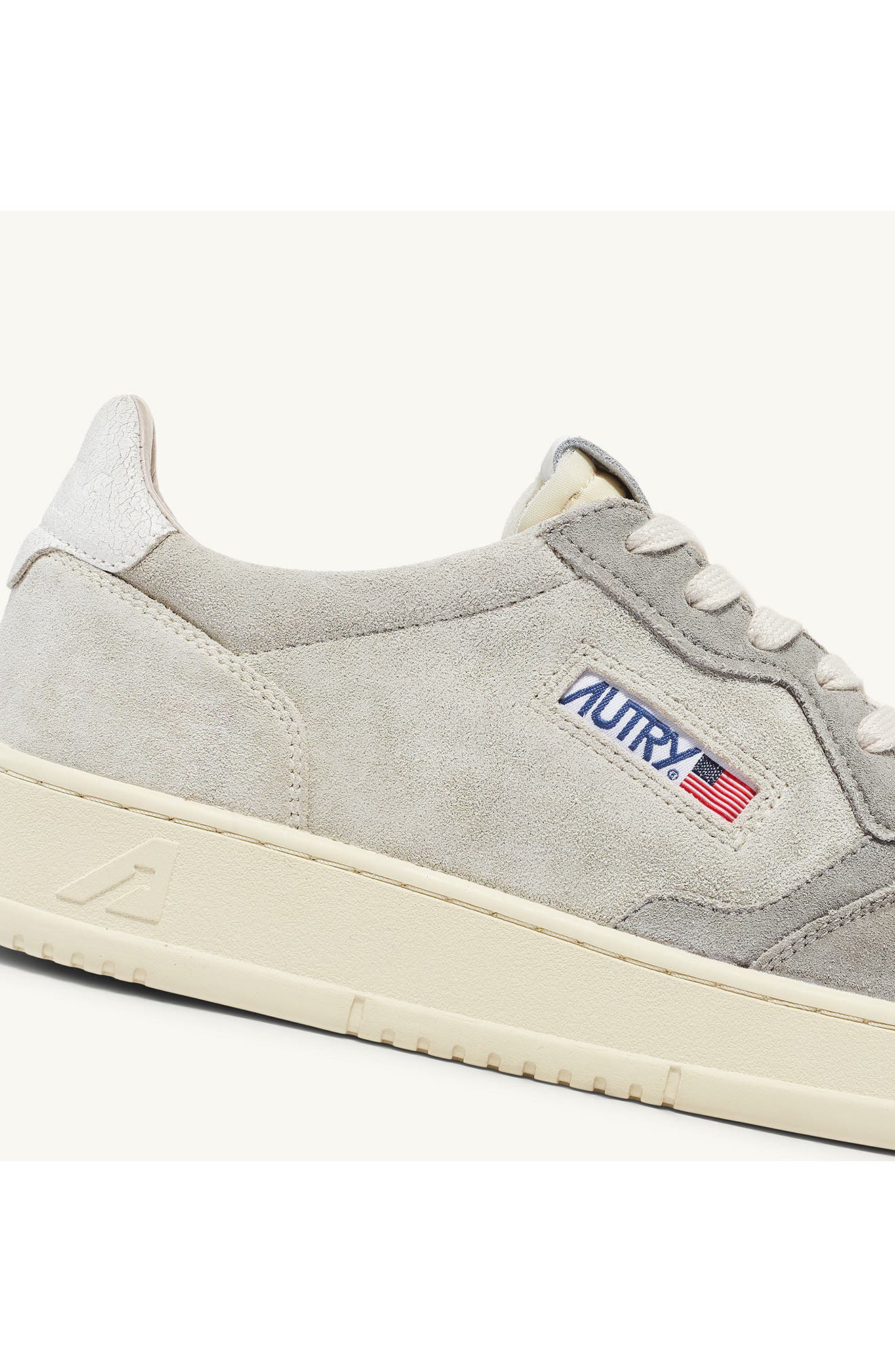 AUTRY Medalist Low Top Sneaker, Alternate, color, 