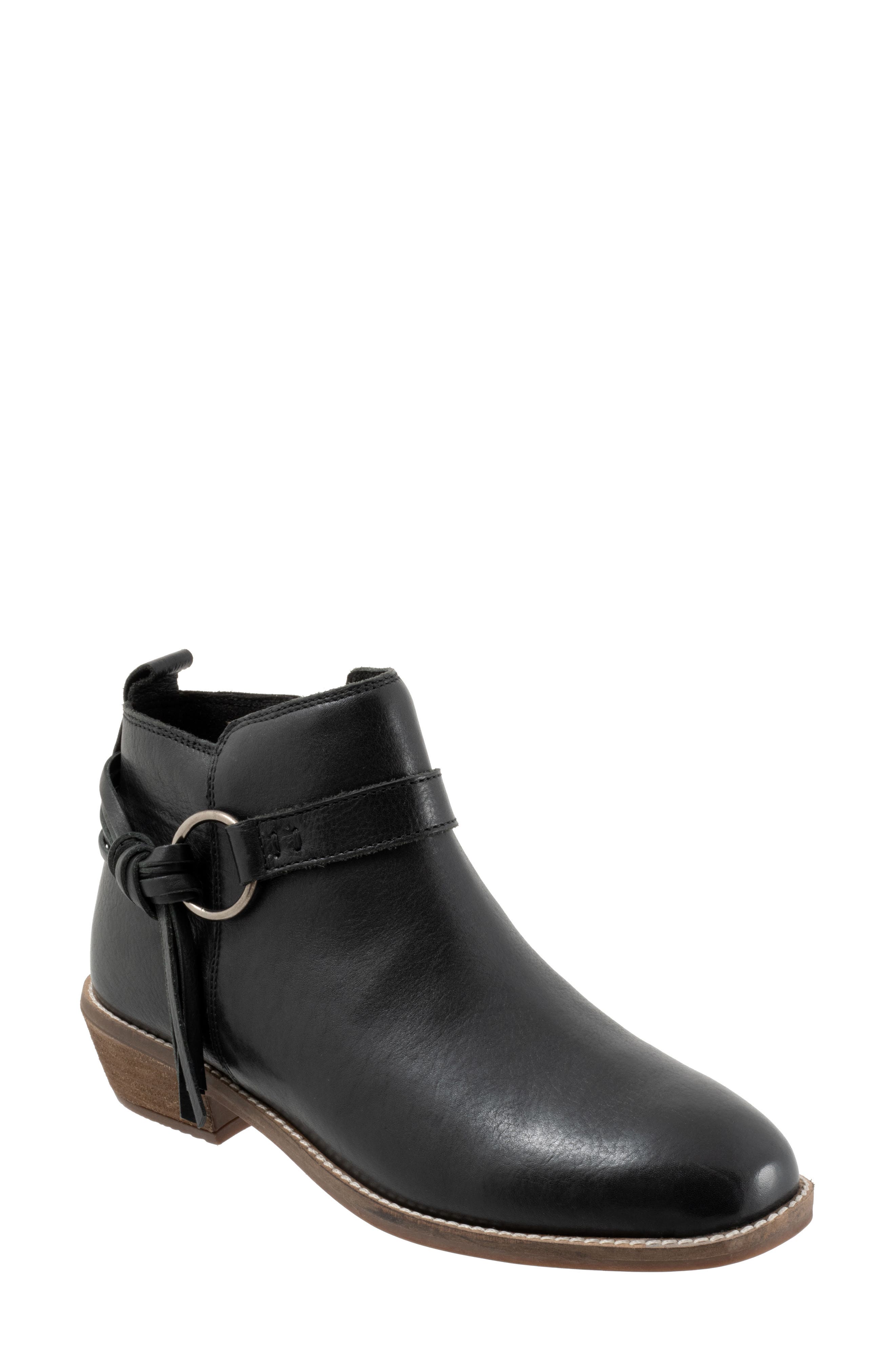 SoftWalk® Reade Bootie