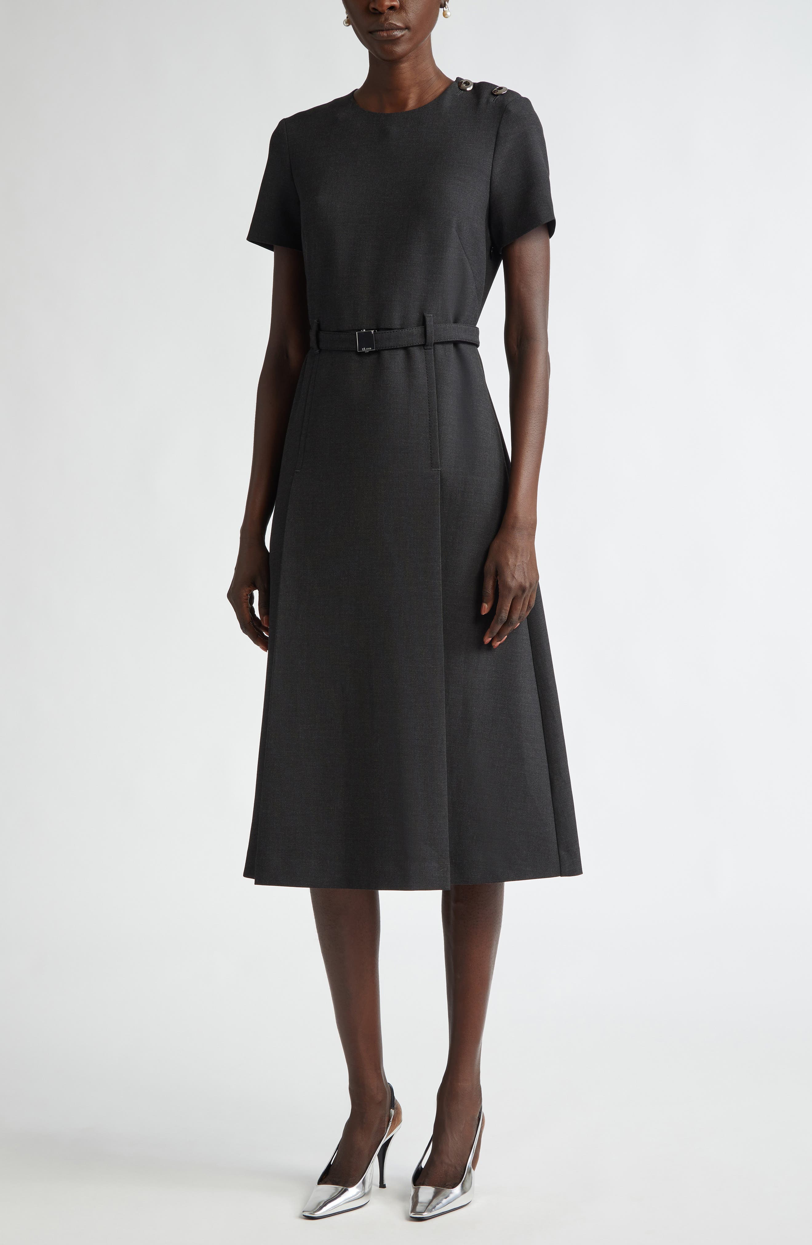 selected DARK HEATHER GREY