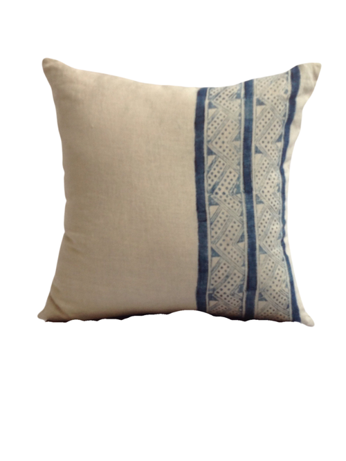 Alamwar Mancala Indigo Decorative Pillow In Indigo