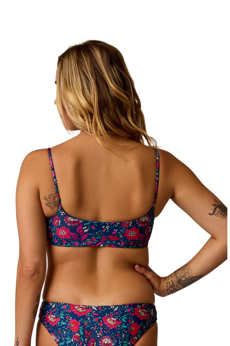Escondido Compression Reversible Top, Alternate, color, Isla/Setsail