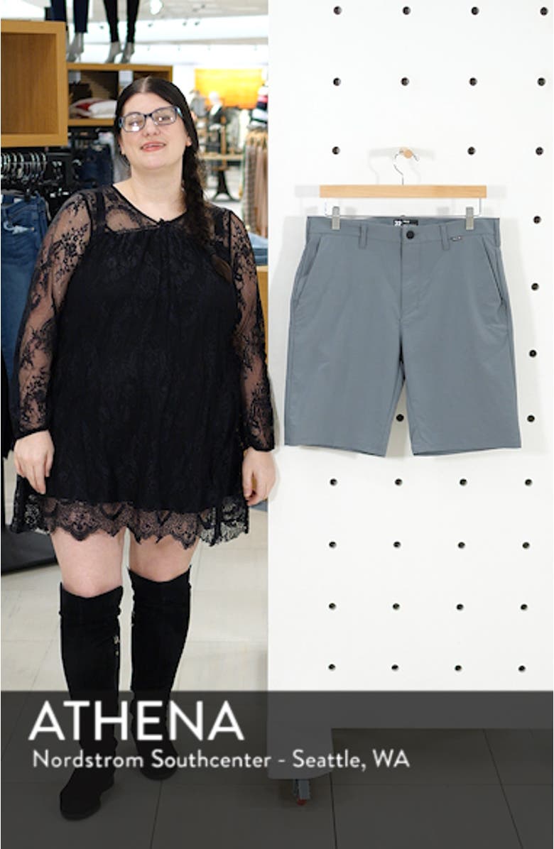 'Dry Out' Dri-FIT<sup>™</sup> Chino Shorts, sales video thumbnail