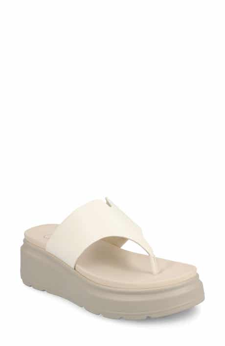 Journee Collection Carah Platform Wedge Sandal