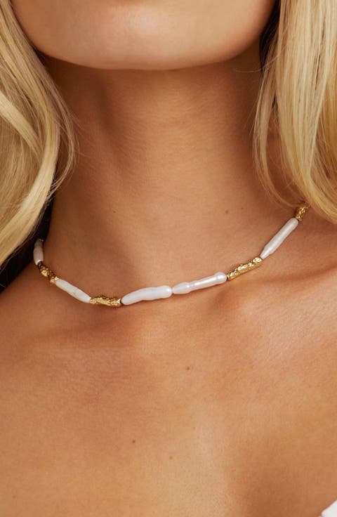 Miley Baroque Pearl Necklace