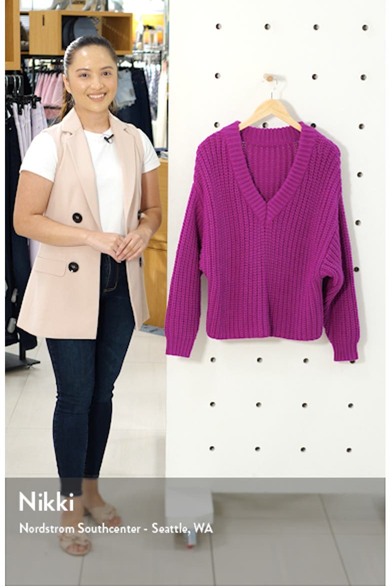 Oversize V-Neck Sweater video