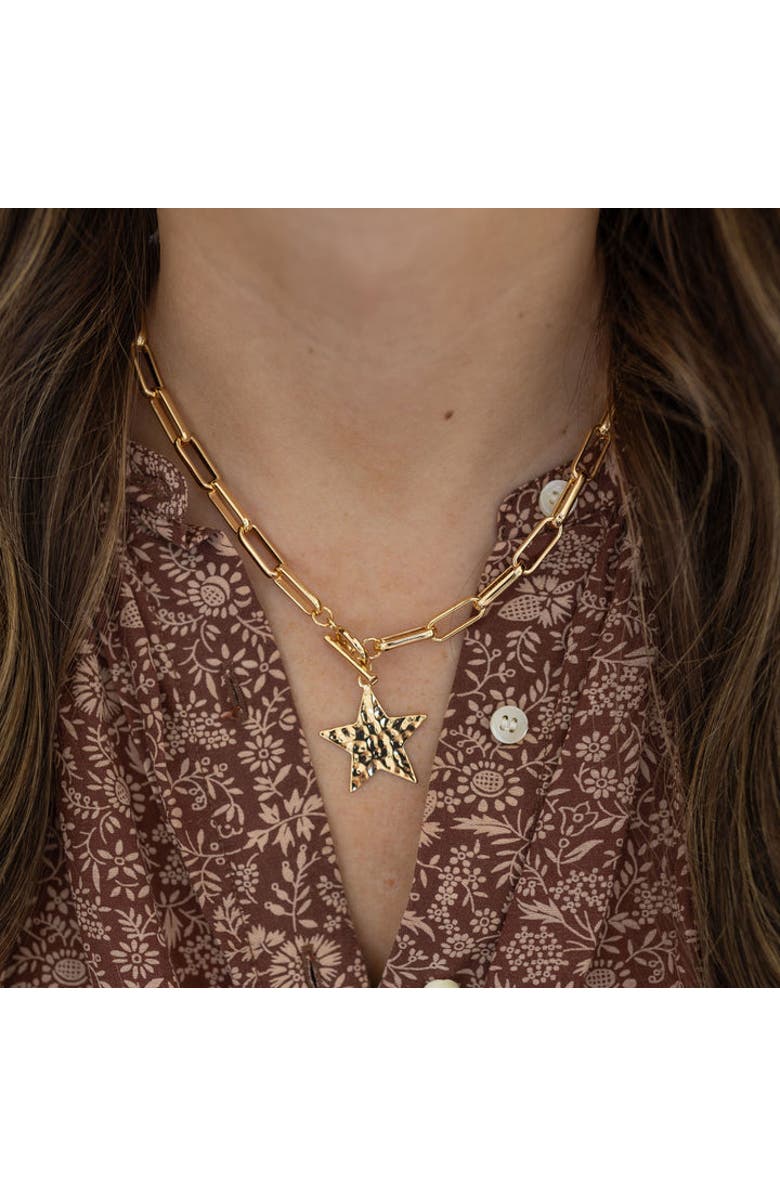 Erin McDermott Jewelry Star Hammered Necklace, Alternate, color, Gold