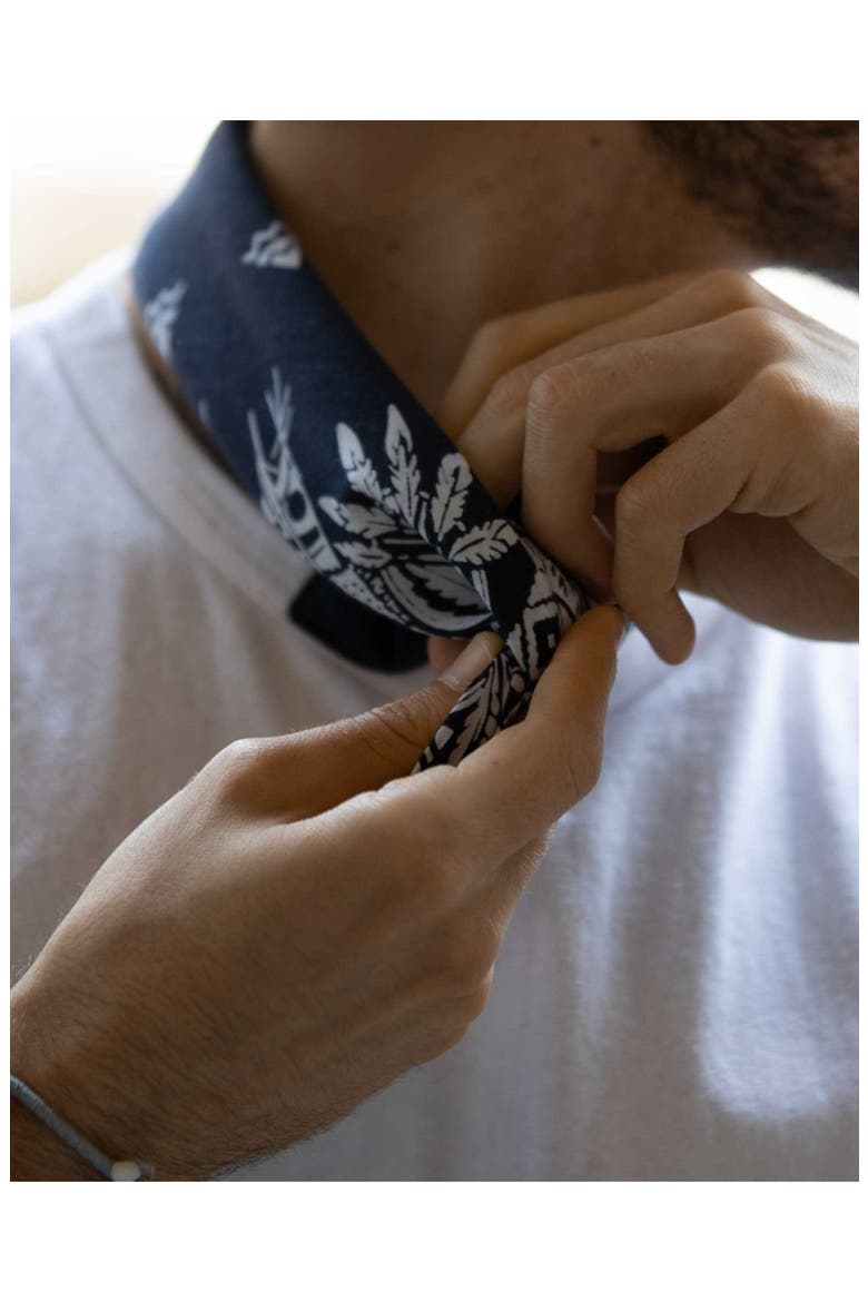Cotton "Apach" Bandana, Alternate, color, RED