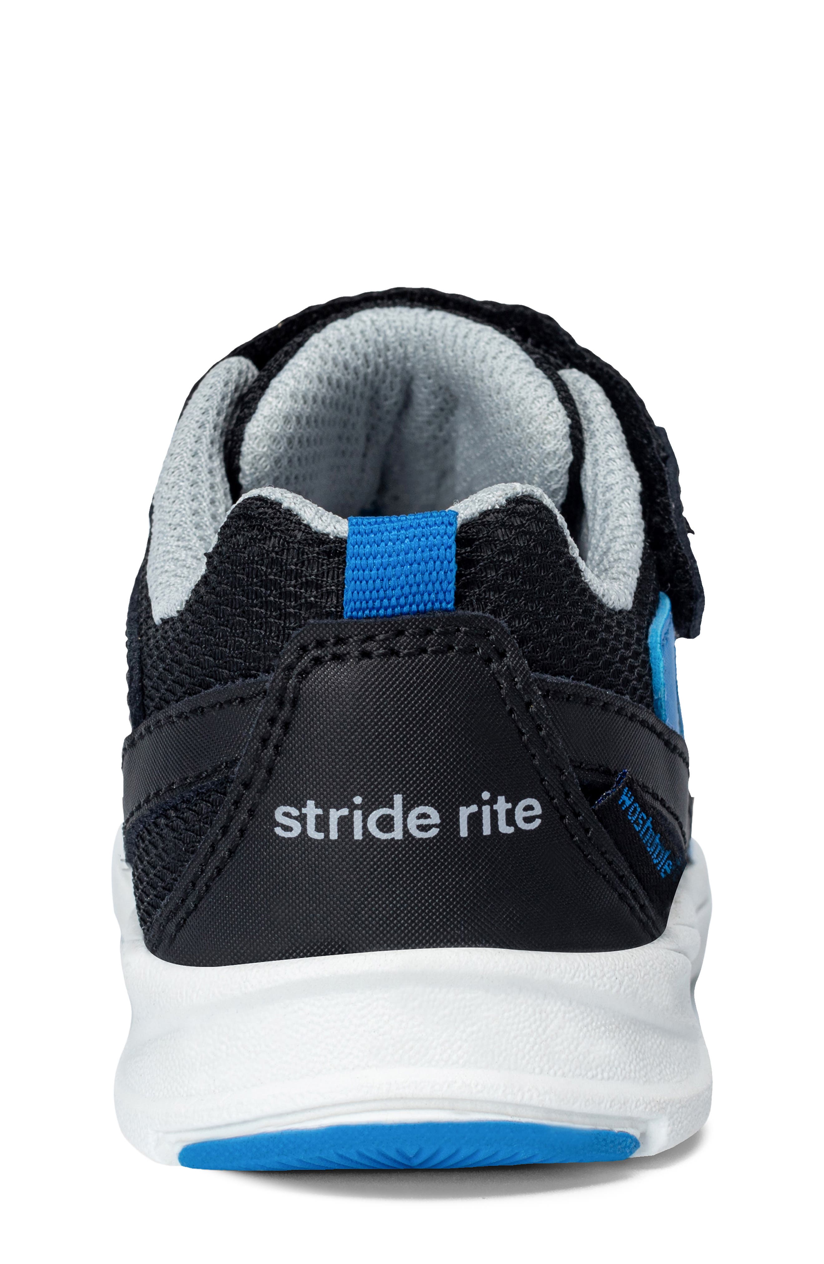Stride Rite Kids' Made2Play<sup>®</sup> Bolt Sneaker, Alternate, color, Black