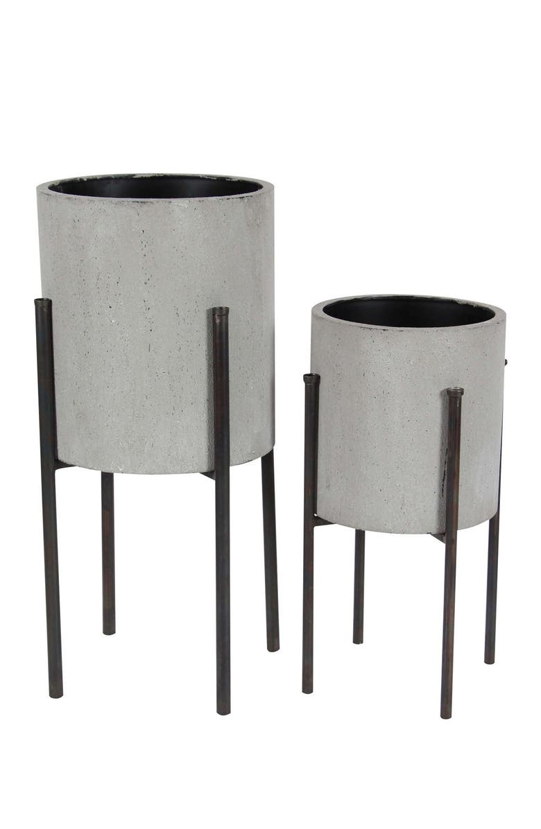 VIVIAN LUNE HOME Light Gray Metal Modern Planter - Set of 2, Main, color, Grey