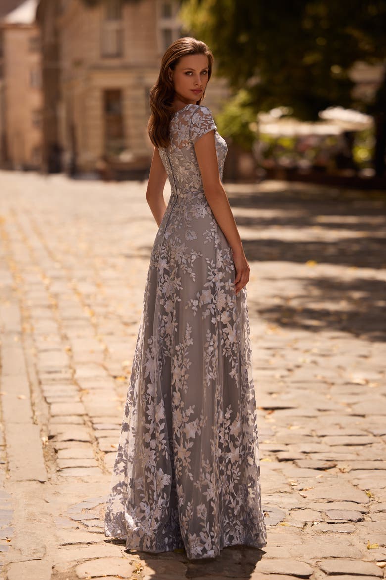 Long Lace Evening Dress with Cap Sleeves, Alternate, color, Platinum