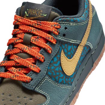Kids' Dunk Low Basketball Sneaker