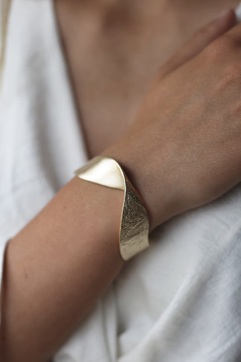 Praise Bangle, Alternate, color, Gold