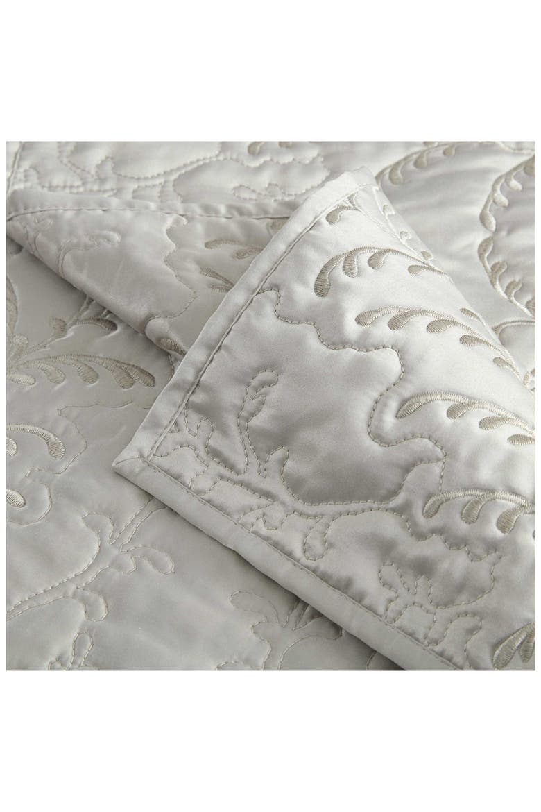Fern Embroidered Quilt Set, Alternate, color, CHINCHILLA GREY