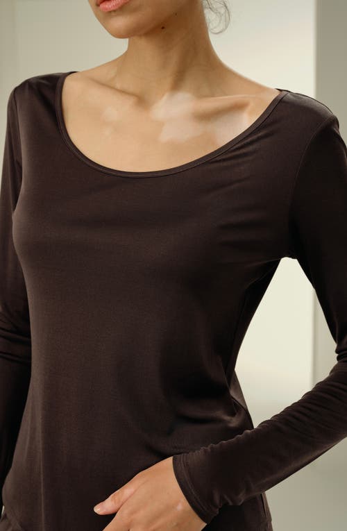 Lilysilk Scoop-neck Pure Silk Slim Fit Top In Animal Print