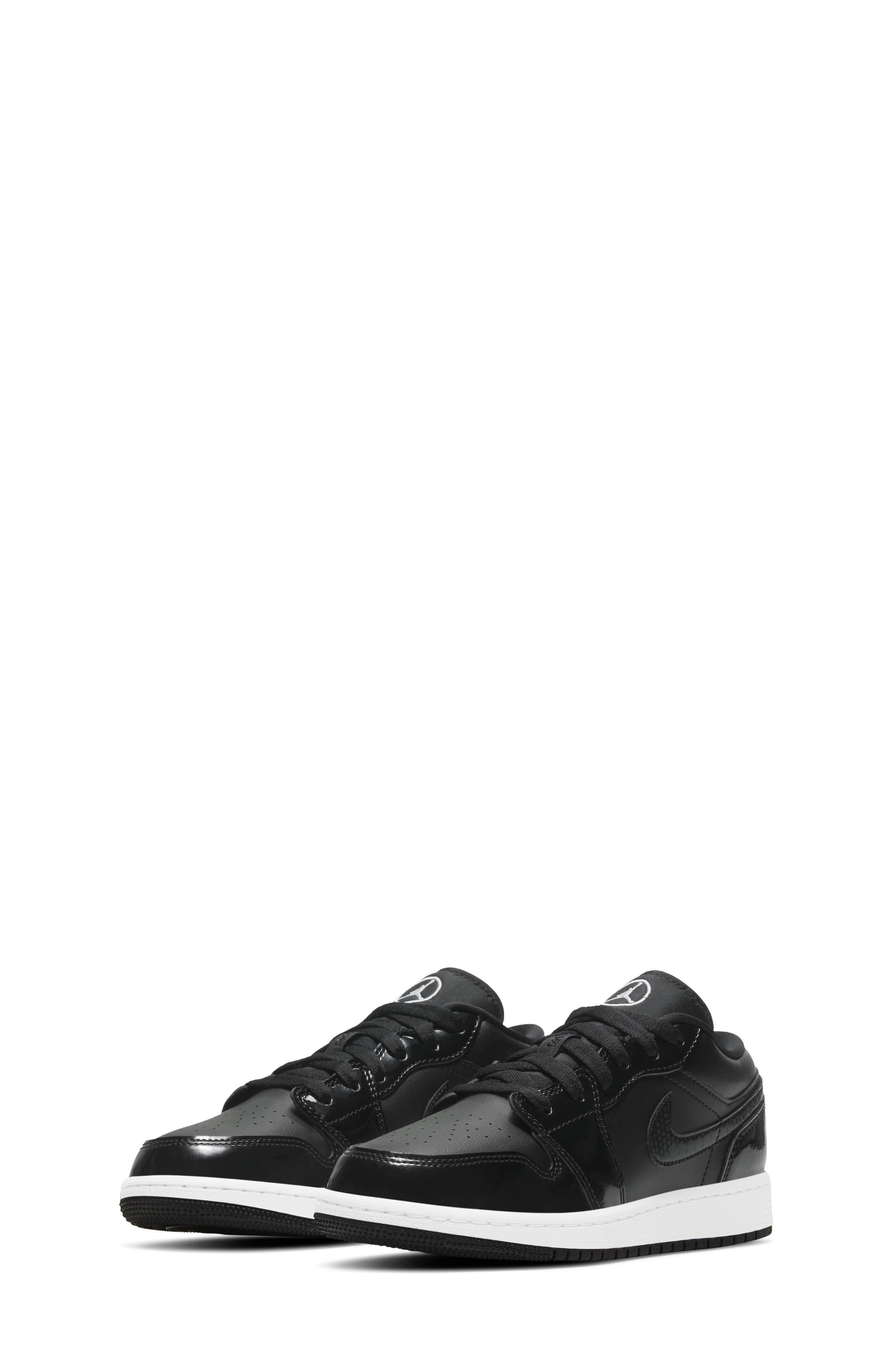 Jordan Air Jordan 1 Low Sneaker, Main, color, 