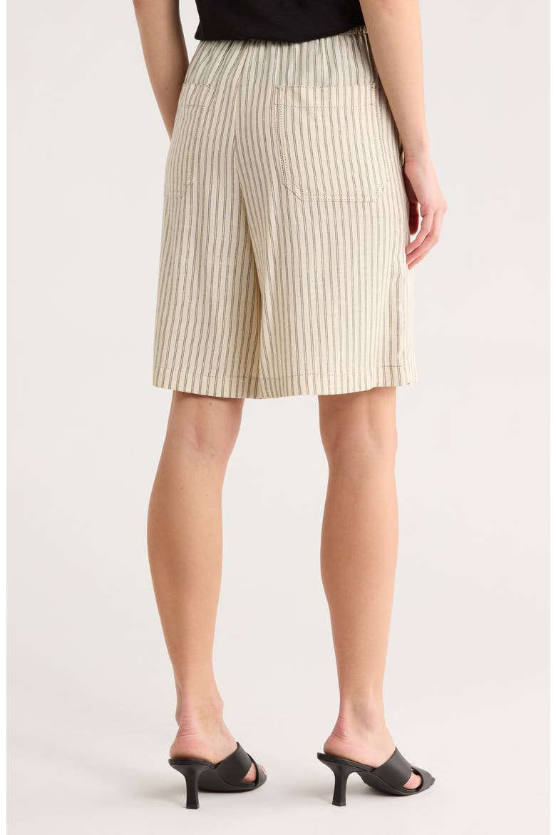 Bermuda Shorts, Alternate, color, IVORY/BLACK