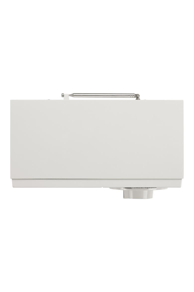 Maverick Radio, Alternate, color, WHITE SAND