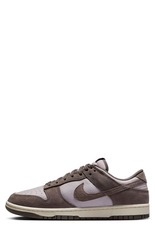 Nike Dunk Low Se Basketball Sneaker In Purple