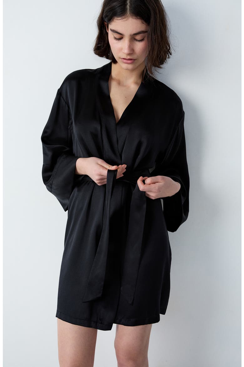 Pearly Deshabille Silk Robe, Alternate, color, BLACK