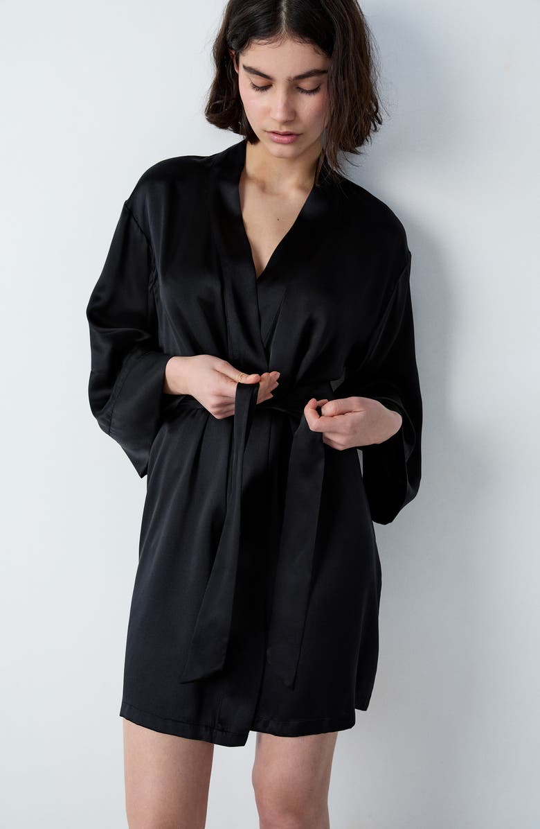 Etam Pearly Deshabille Silk Robe, Alternate, color, Black