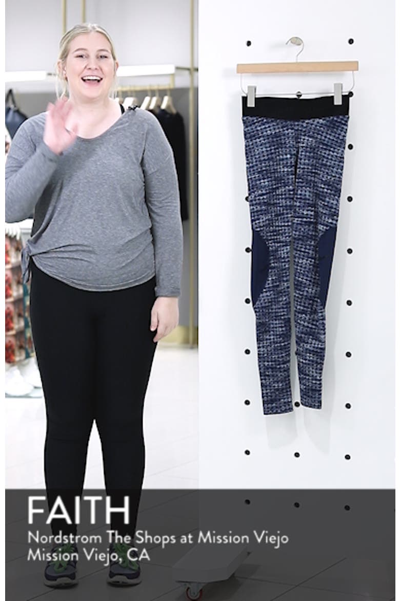 Pro HyperWarm Leggings video