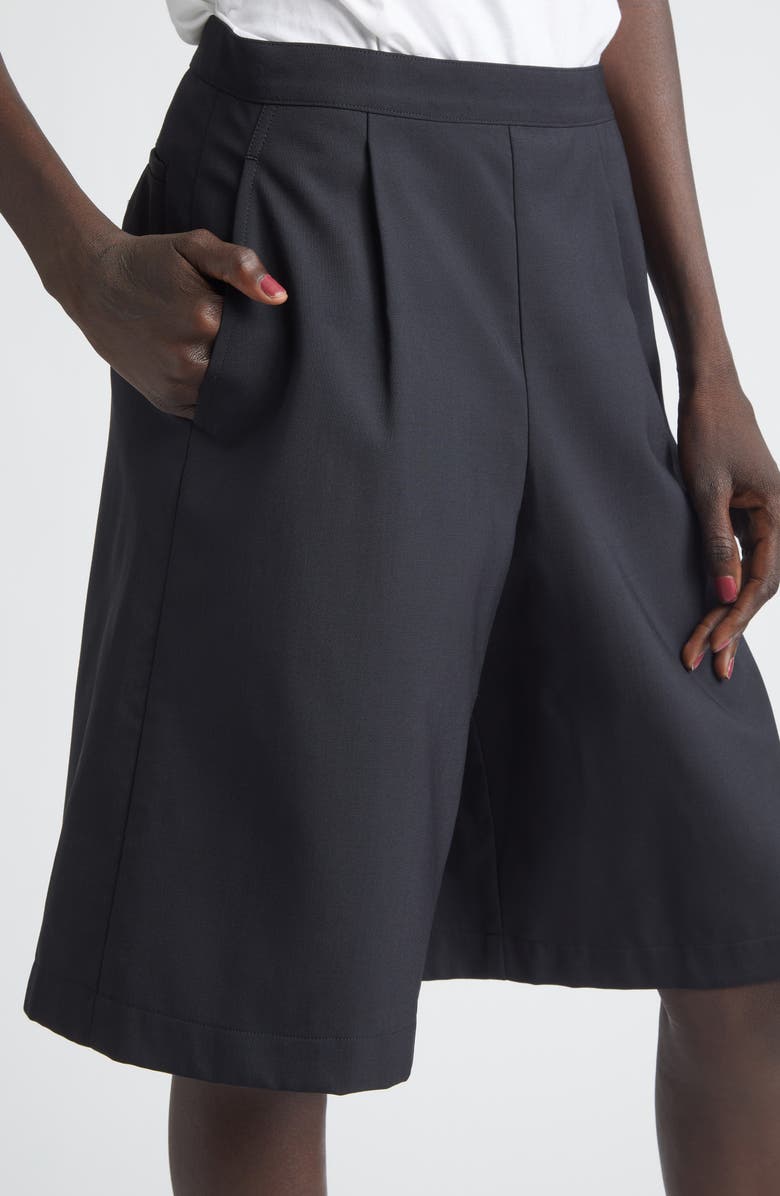 Tao Comme des Garçons Pleated Yarn Dyed Tropical Weight Wool Blend Shorts, Alternate, color, Black