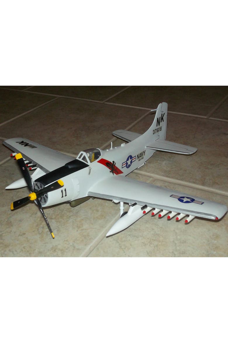A-1H Skyraider Flying Model Kit 904, Alternate, color, Multicolored