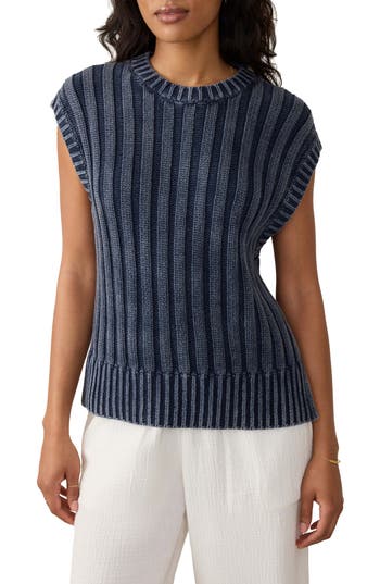 Faherty Sunwashed Organic Cotton Sweater Vest In Blue
