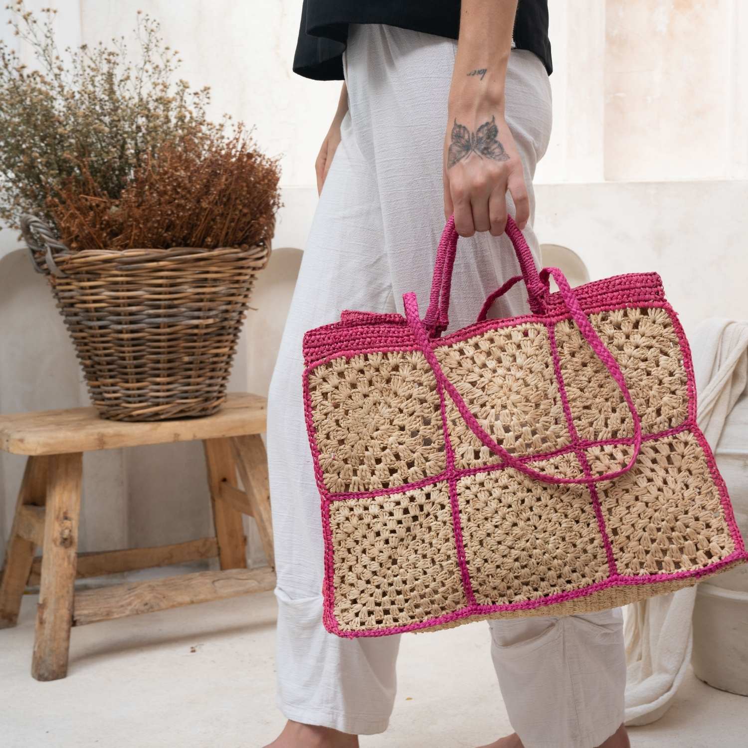 Carrey Raffia Tote Bag, Alternate, color, Pink
