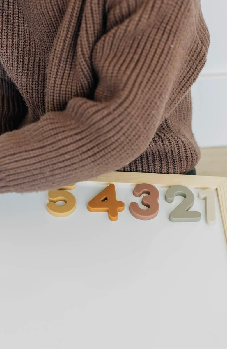 BROOKLYN NEUTRAL Silicone Magnetic Numbers Playset, Alternate, color, Neutral Colors