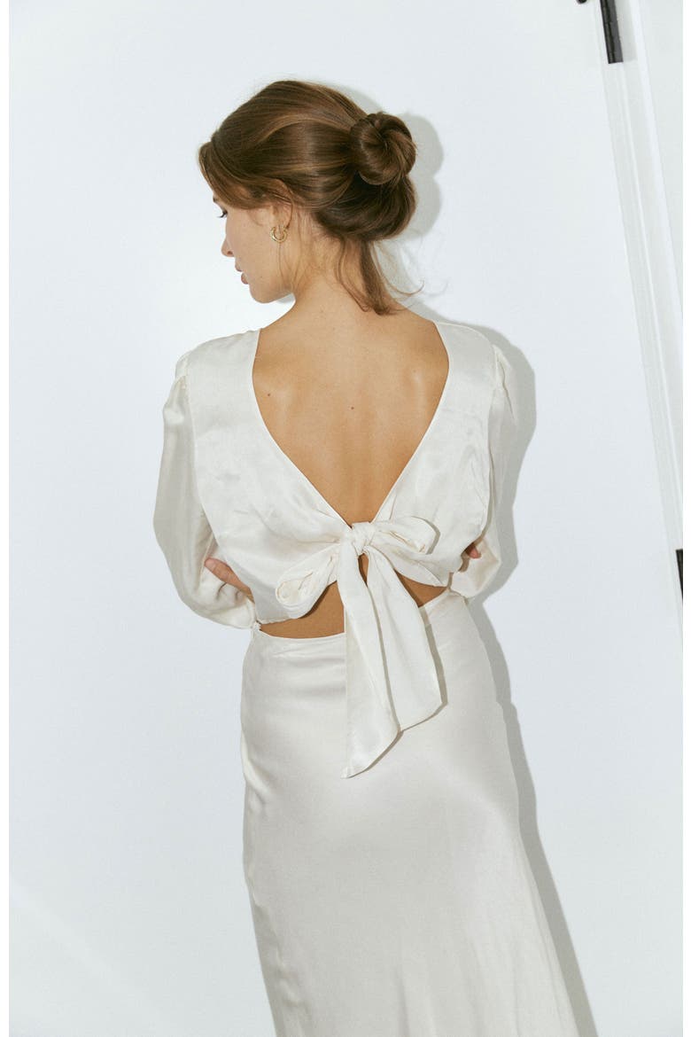Lauren Top, Alternate, color, Cream