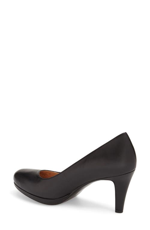 Naturalizer 'michelle' Almond Toe Pump In Black