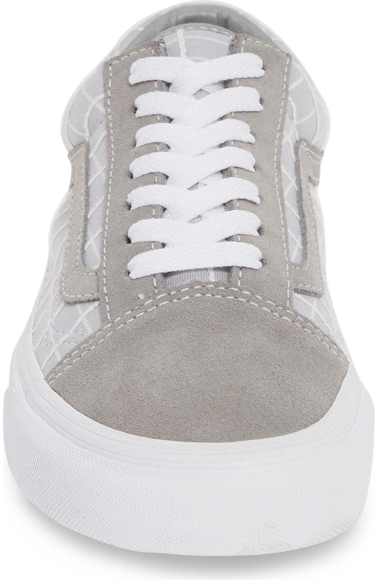 Vans Old Skool Sneaker, Alternate, color,