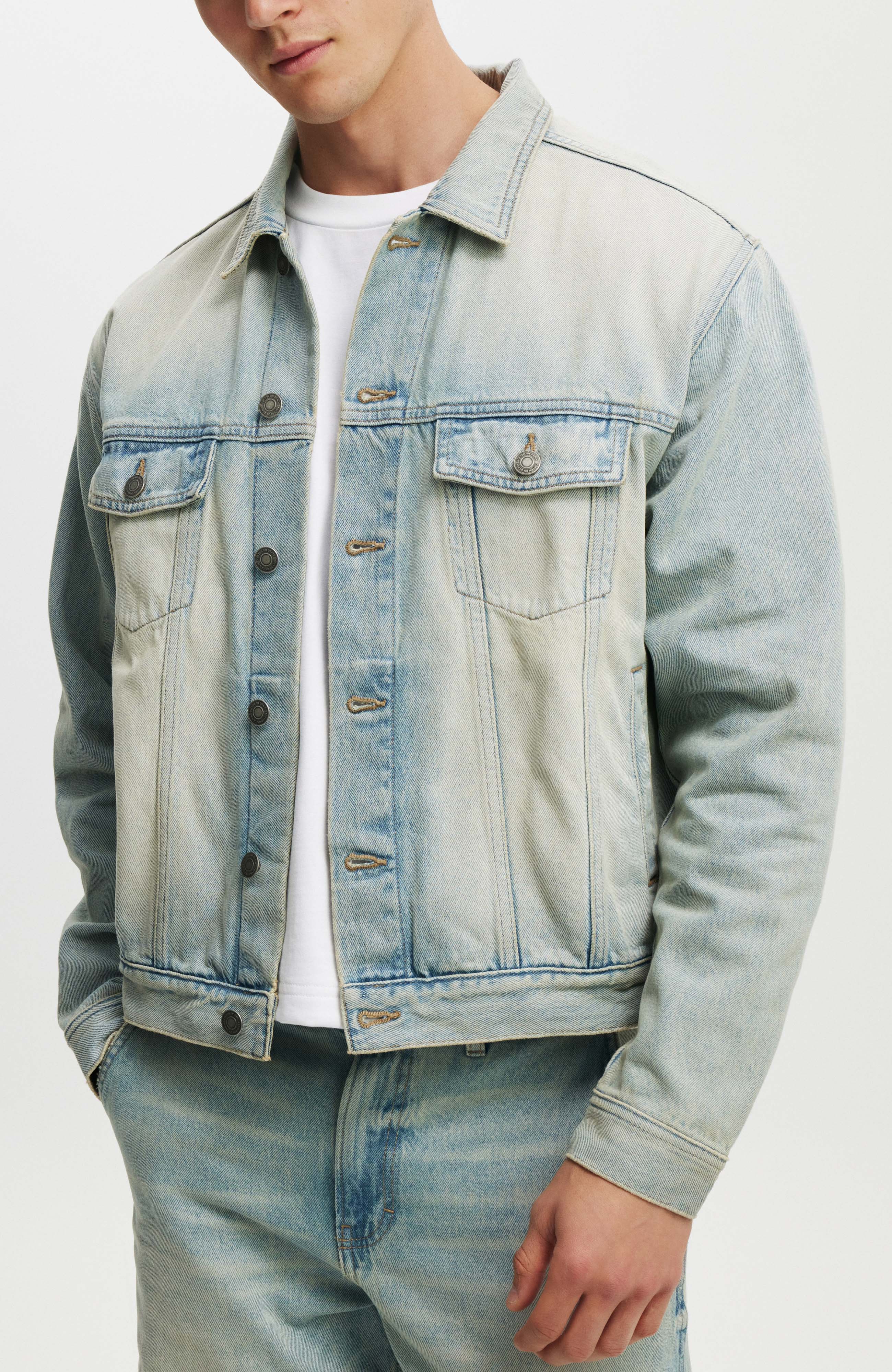Oversized Trucker Jacket