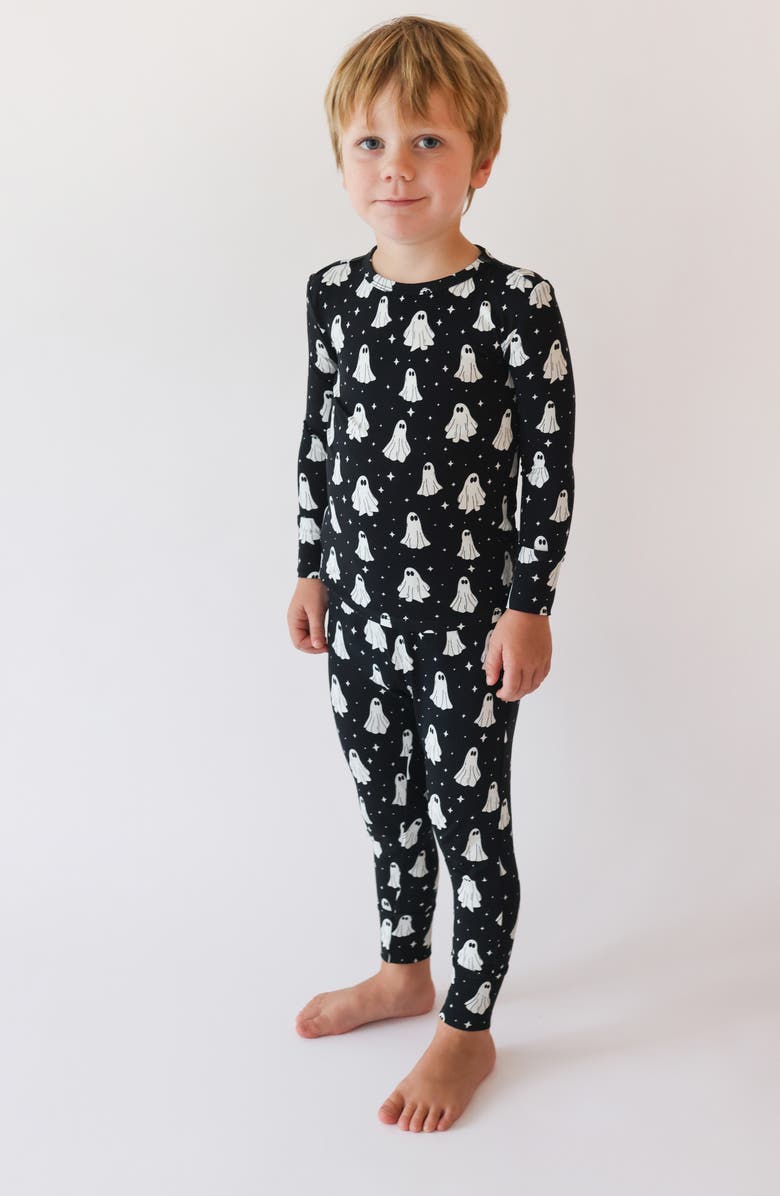 Posh Peanut Kids' Ghostly Print Glow in the Dark Fitted Two-Piece Pajamas, Alternate, color, Ghostly