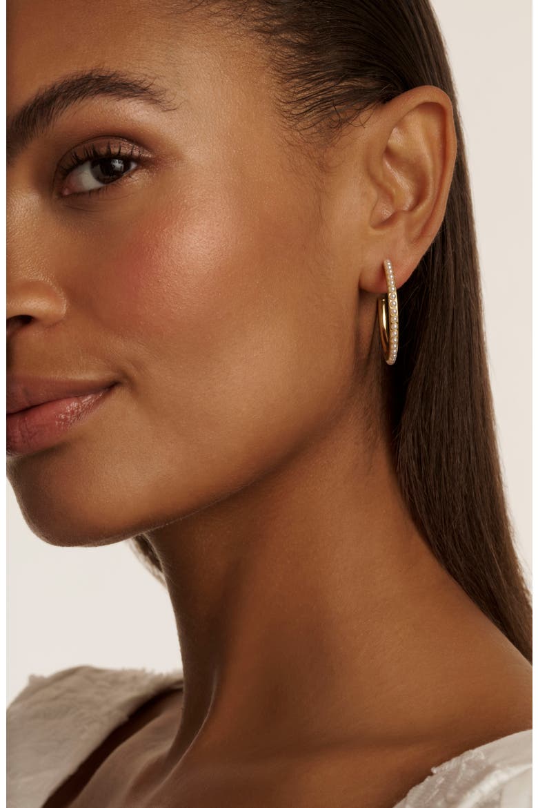 Peraa Medium Pearl Hoop Earrings, Alternate, color, GOLD TONE PEARL