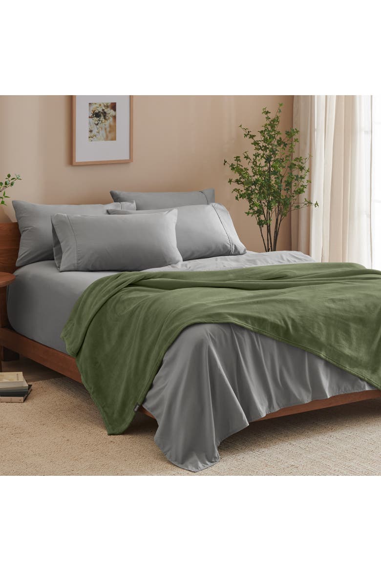 Microplush Fleece Throw Blanket, Alternate, color, Cypress