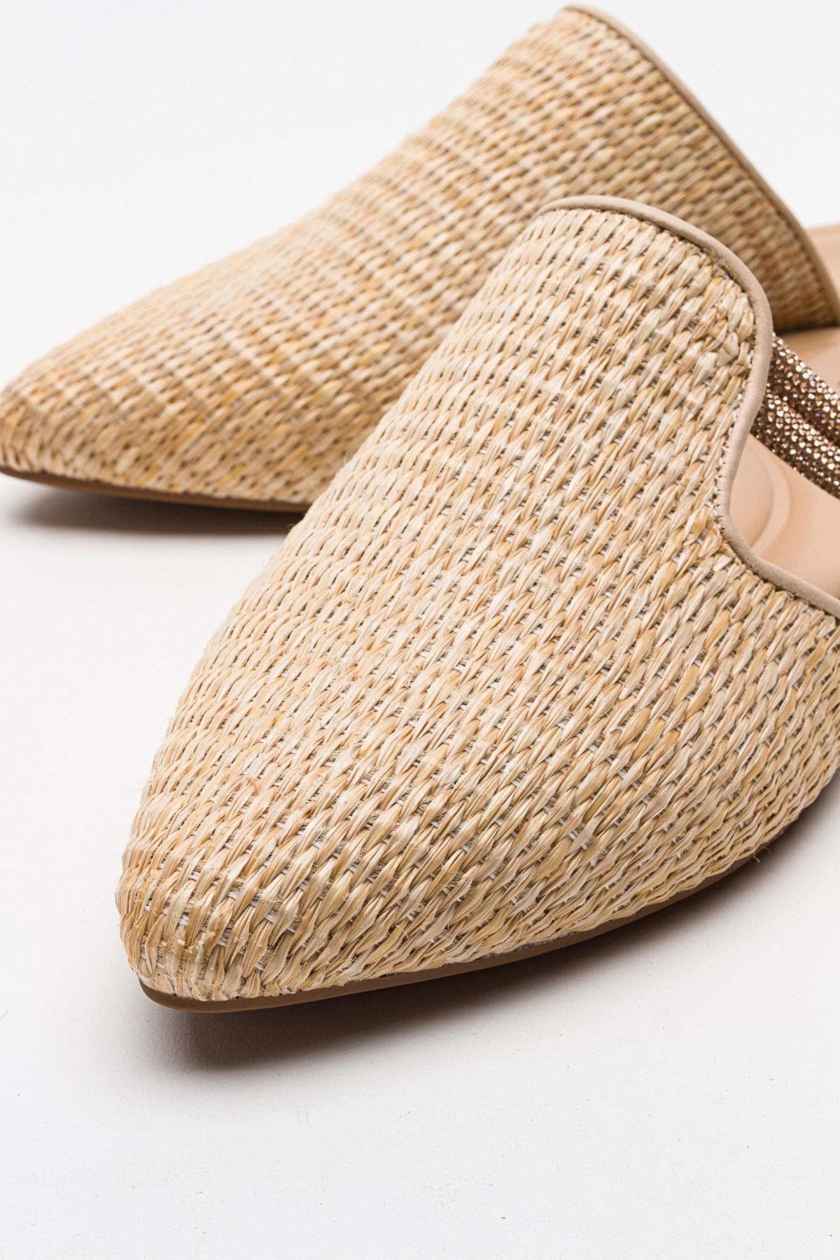 Prologue Shoes Pesa Woven Slippers, Alternate, color, Beige Faux Leather