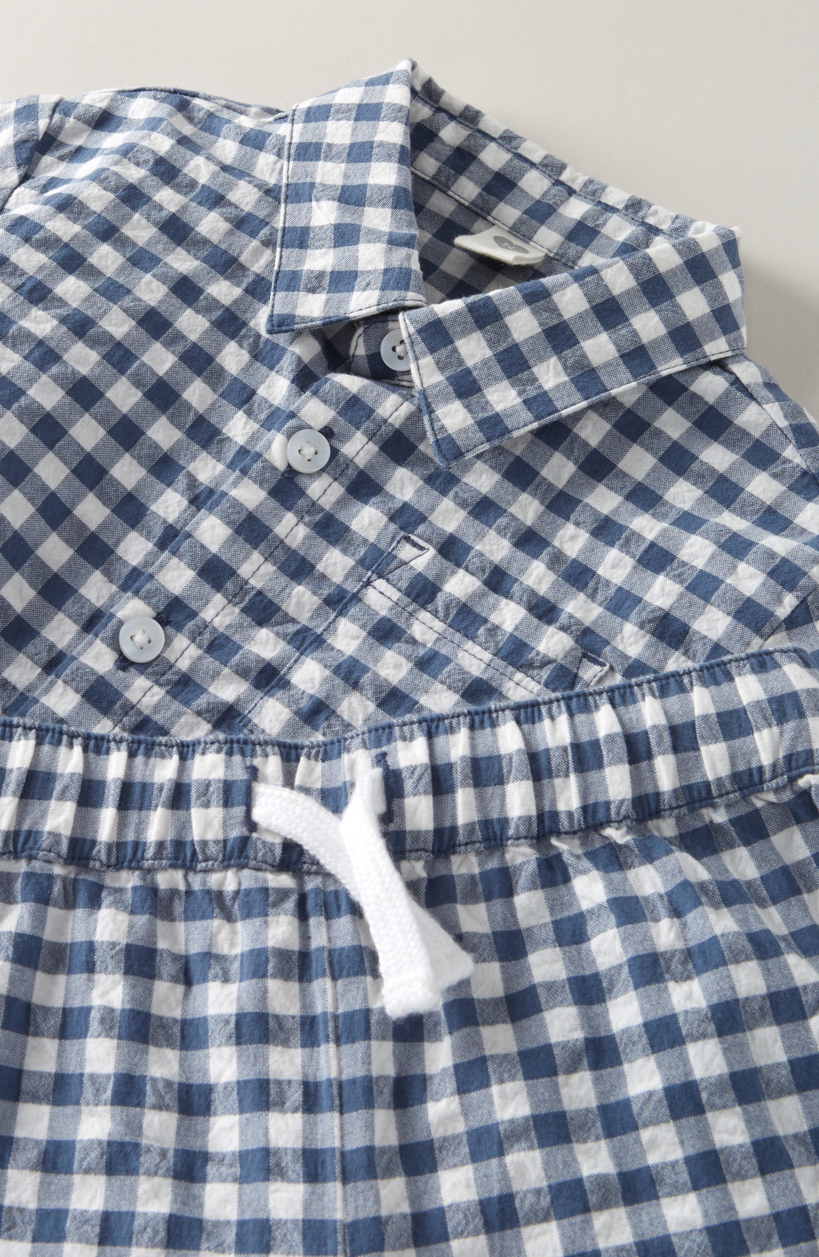 Детские Nordstrom Seersucker Short Sleeve Button-Up Shirt & Drawstring Shorts Set — фото 3
