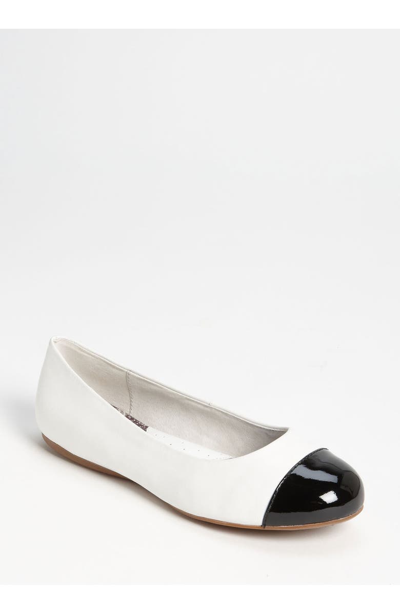 SoftWalk<sup>®</sup> 'Napa' Flat, Main, color,