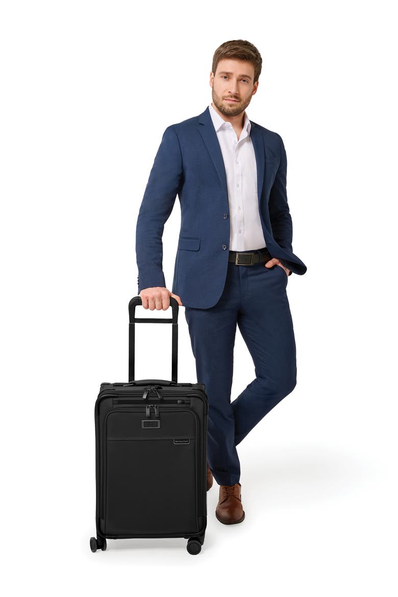 Baseline Essential 22-Inch Expandable Spinner Carry-On Bag, Alternate, color, BLACK