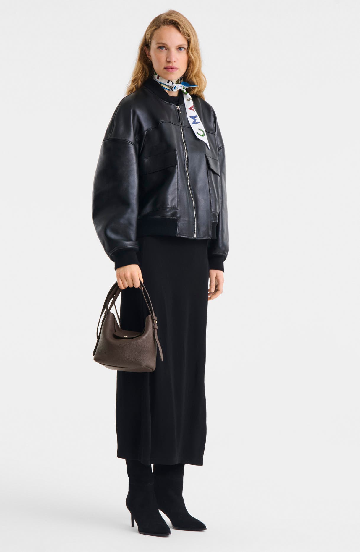 Le Cadence S Leather Bucket Bag, Alternate, color, MOCHA