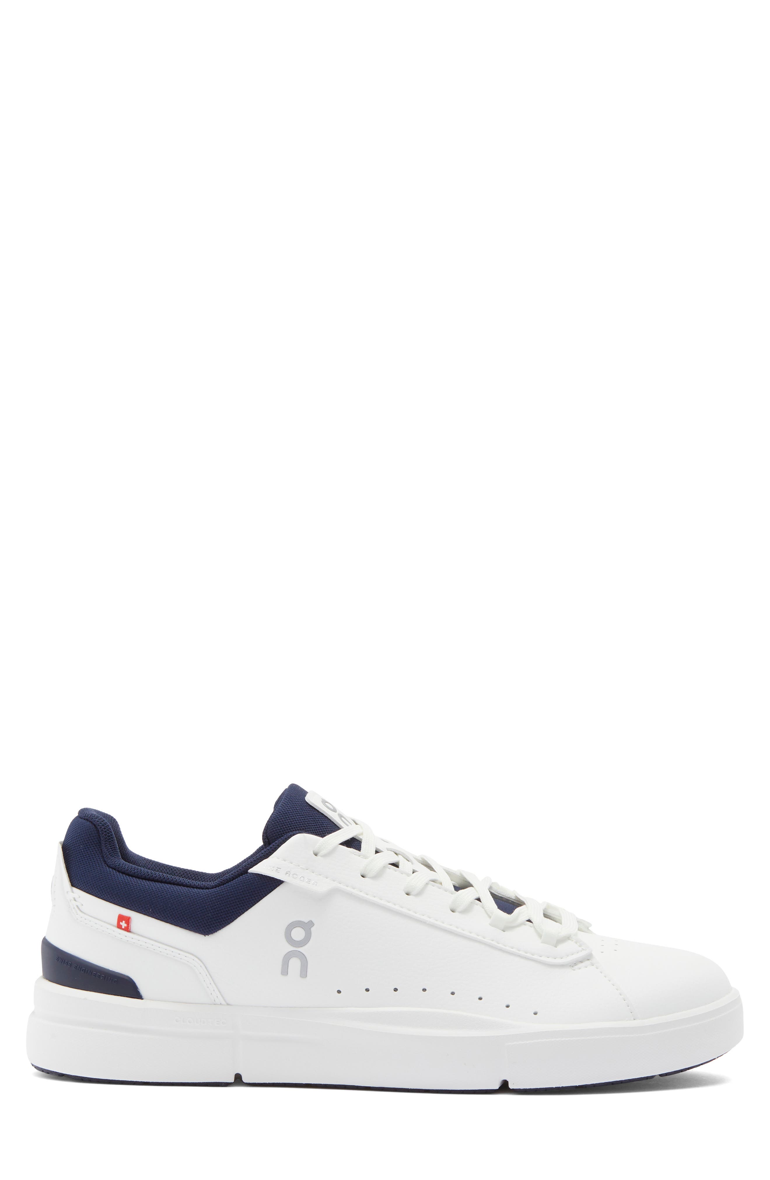 On THE ROGER Advantage Tennis Sneaker, Alternate, color, White/ Midnight