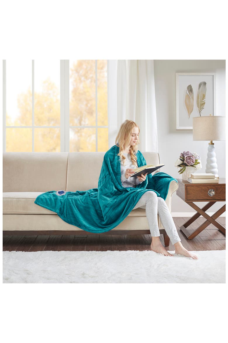 Plush Heated Throw Blanket - 70" x 60", Alternate, color, TEAL